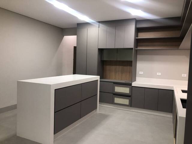 Venda em Residencial de Ville - São José dos Campos