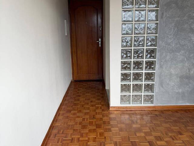 Apartamento para Venda em São José dos Campos - 2
